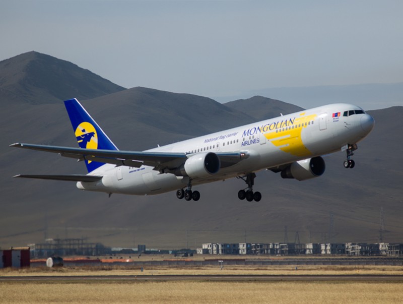 МИАТ: Цаг уурын онцгой нөхцөлөөс шалтгаалан нислэгийн цагийн хуваарьт өөрчлөлт орж болзошгүй