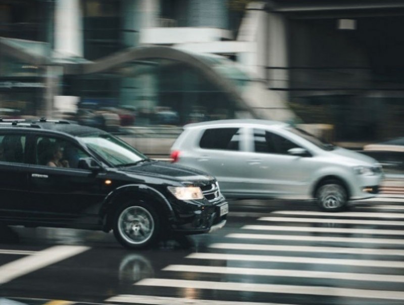 Улсын бүртгэлийн дугаар нь сондгой тоогоор төгссөн тээврийн хэрэгсэл өнөөдөр хөдөлгөөнд оролцоно